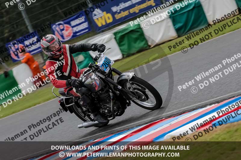 Vintage motorcycle club;eventdigitalimages;mallory park;mallory park trackday photographs;no limits trackdays;peter wileman photography;trackday digital images;trackday photos;vmcc festival 1000 bikes photographs